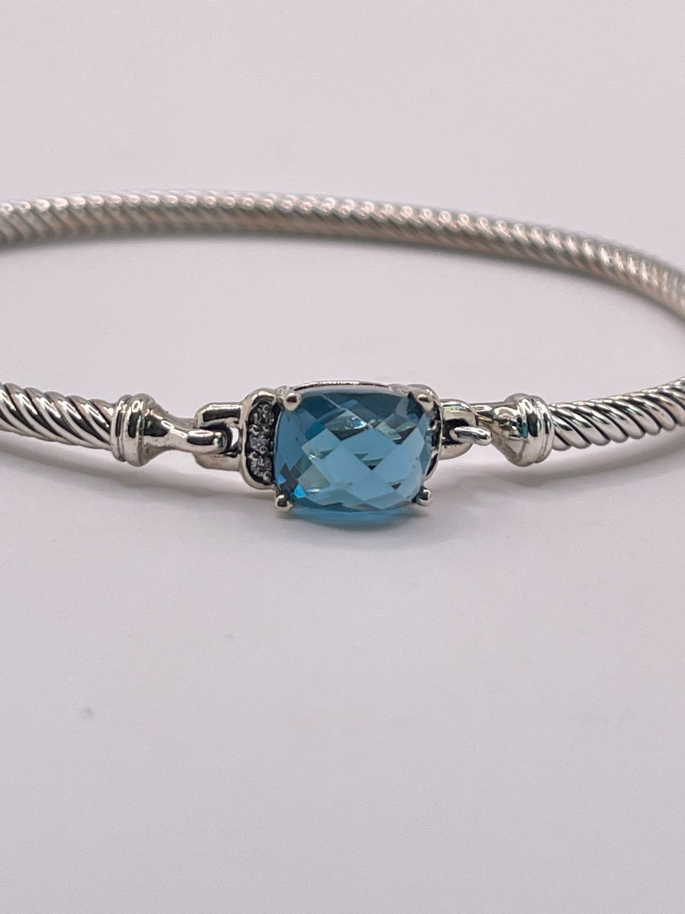 David Yurman Petite Wheaton Bracelet with Hampton Blue Topaz and Diamonds - Picture 2 of 13